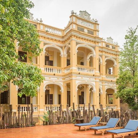 Le Relais De Chhlong Hotel Kratie Bagian luar foto