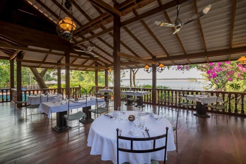 Le Relais De Chhlong Hotel Kratie Bagian luar foto
