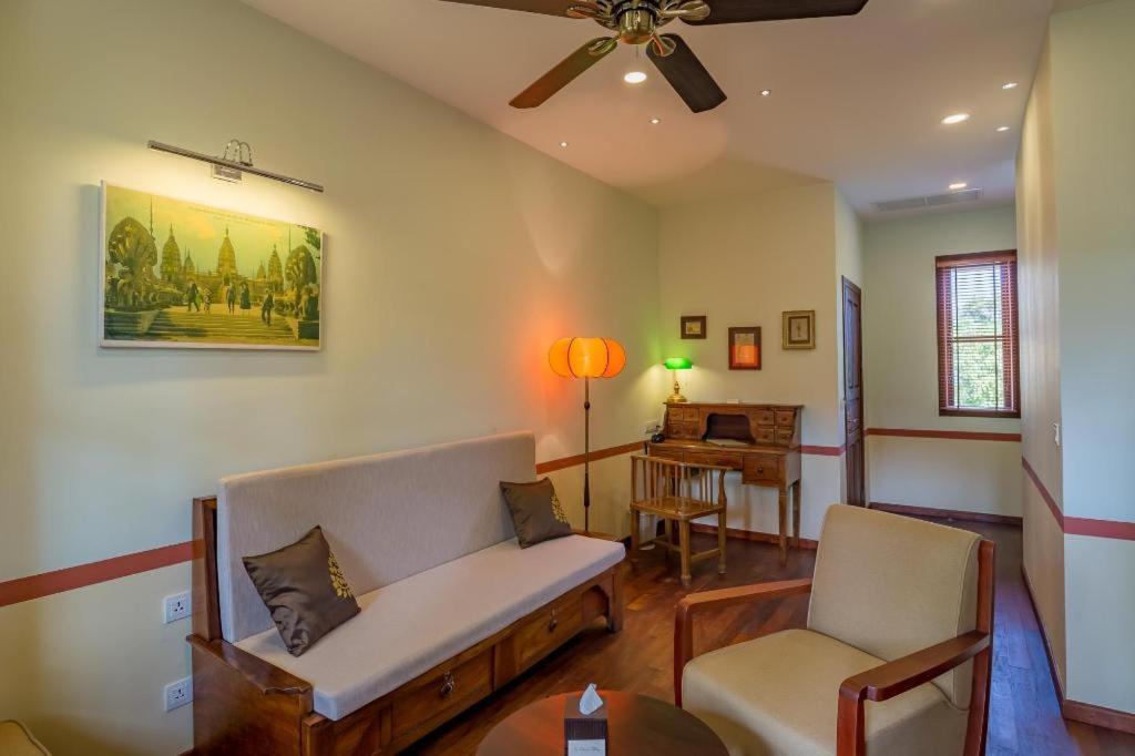 Le Relais De Chhlong Hotel Kratie Bagian luar foto