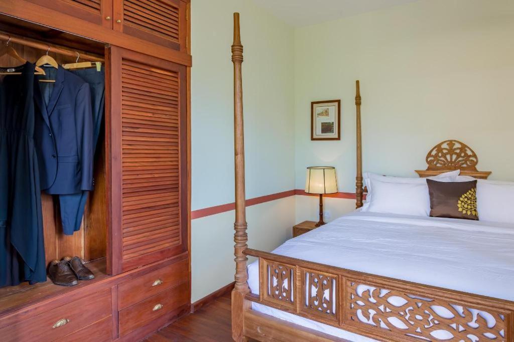 Le Relais De Chhlong Hotel Kratie Bagian luar foto