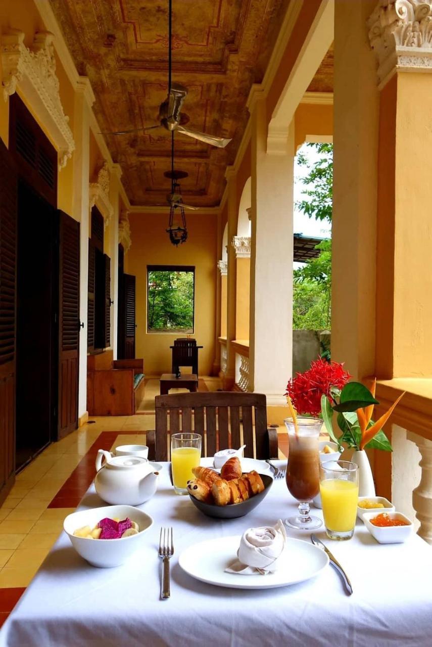 Le Relais De Chhlong Hotel Kratie Bagian luar foto