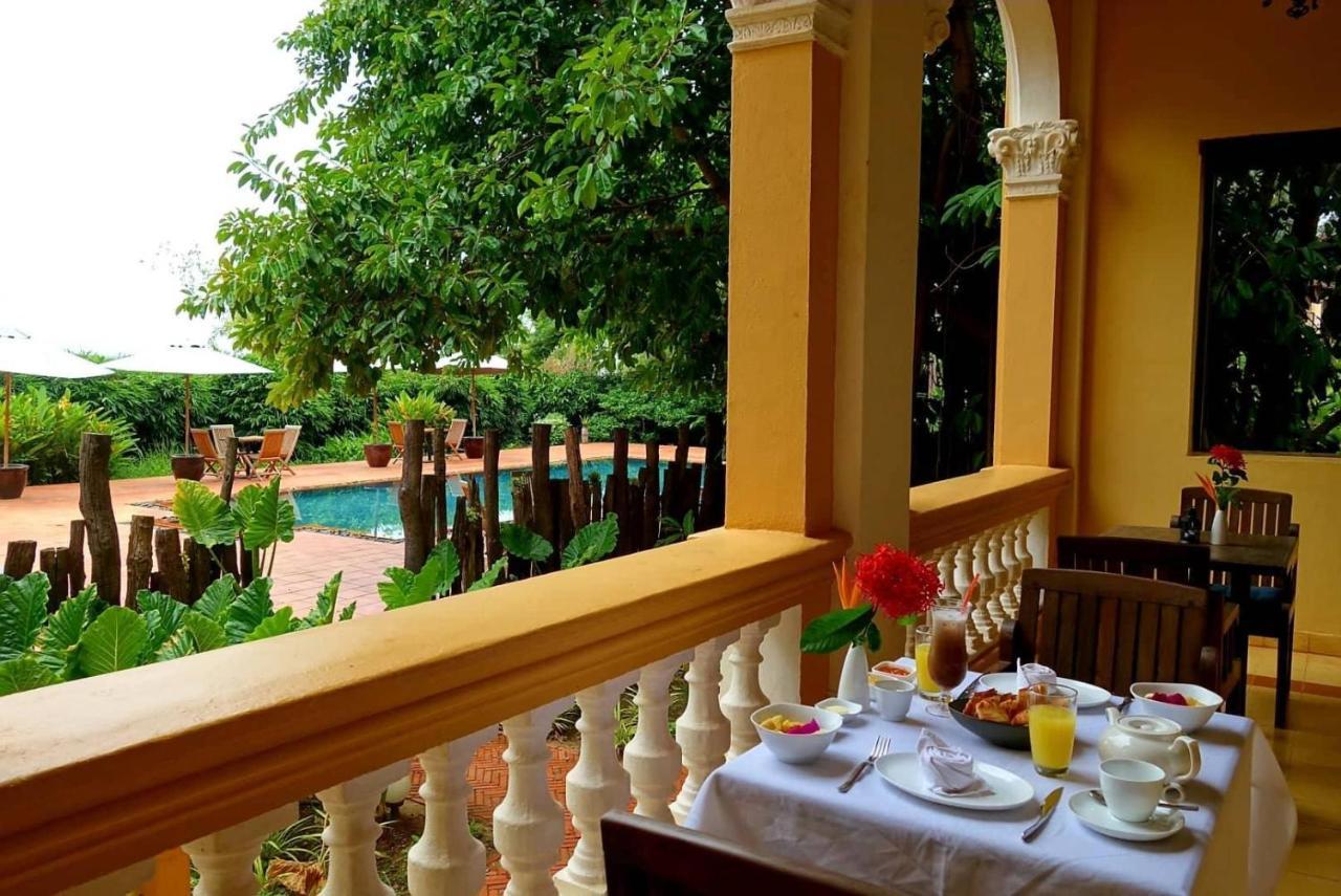 Le Relais De Chhlong Hotel Kratie Bagian luar foto