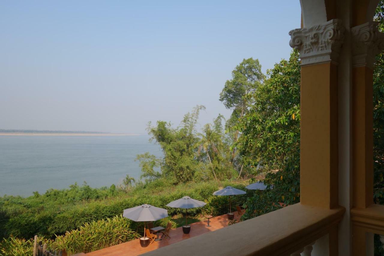 Le Relais De Chhlong Hotel Kratie Bagian luar foto